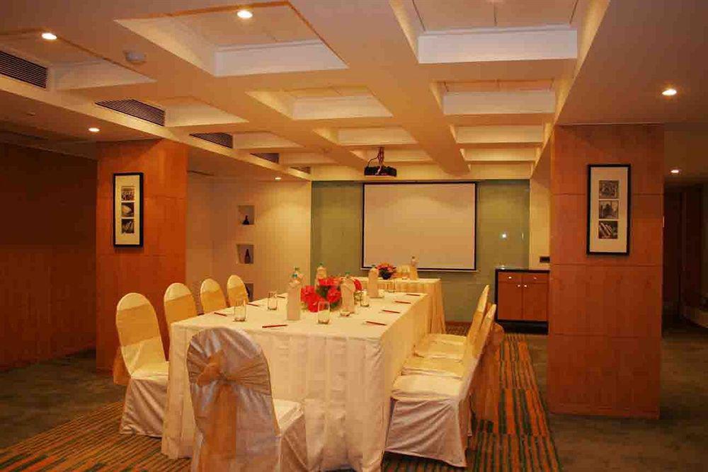Hotel The Regale By Tunga à Bombay Extérieur photo